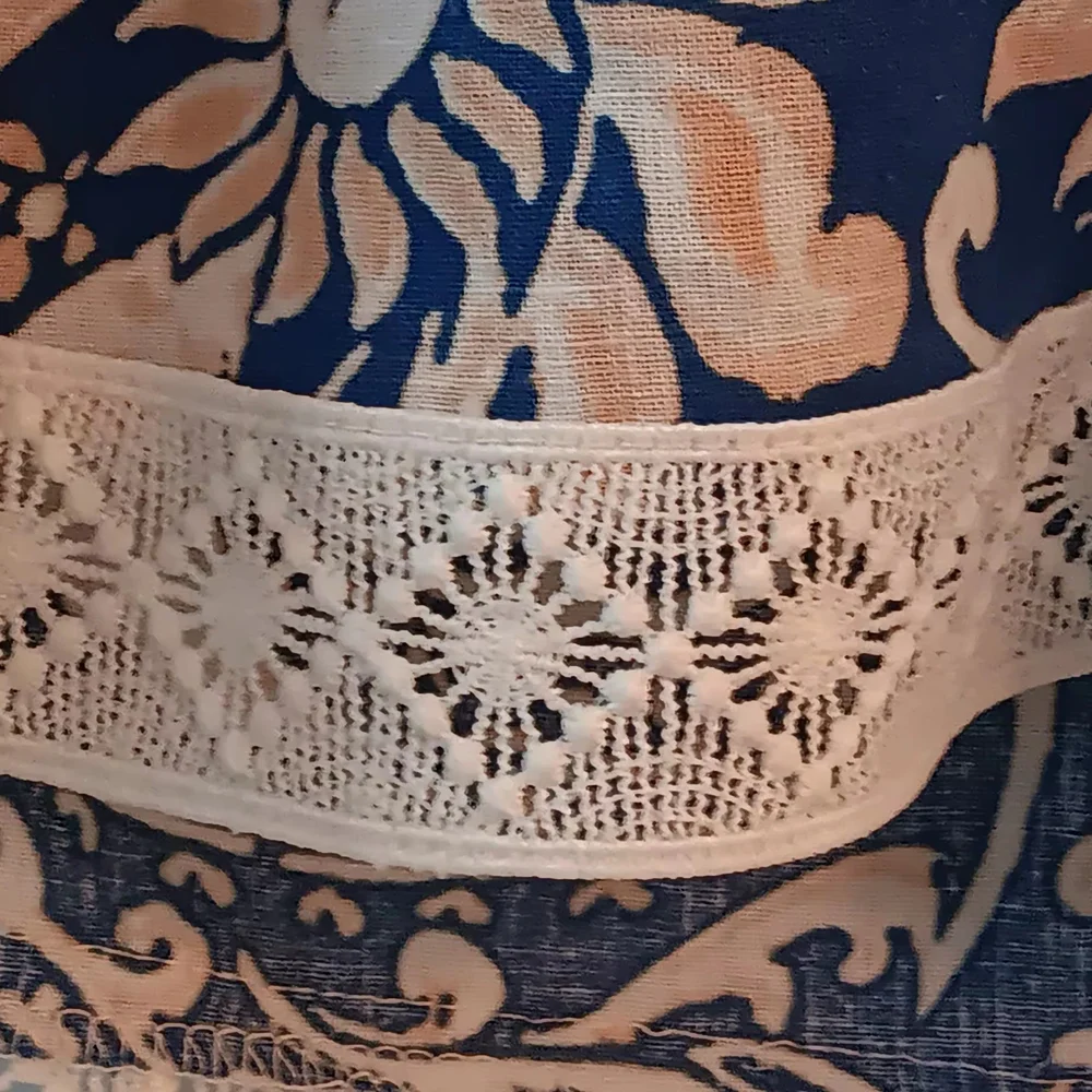 Boho Hippie Festival lace trimmed cropped blouse by Nicole Miller